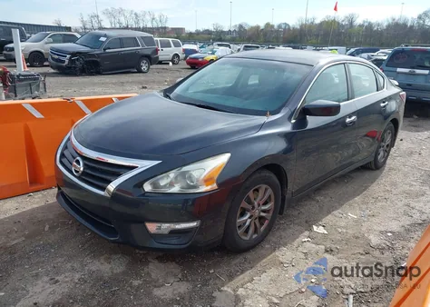 2015 Nissan Altima 2.5 S z USA, uszkodzony, nr VIN 1N4AL3AP3FC472893